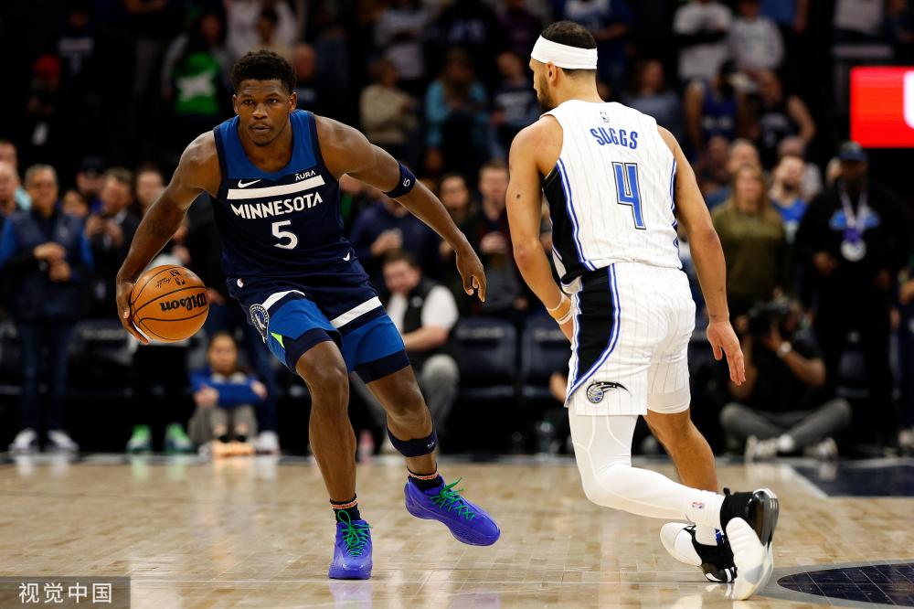 而是亲切地 而是亲切地